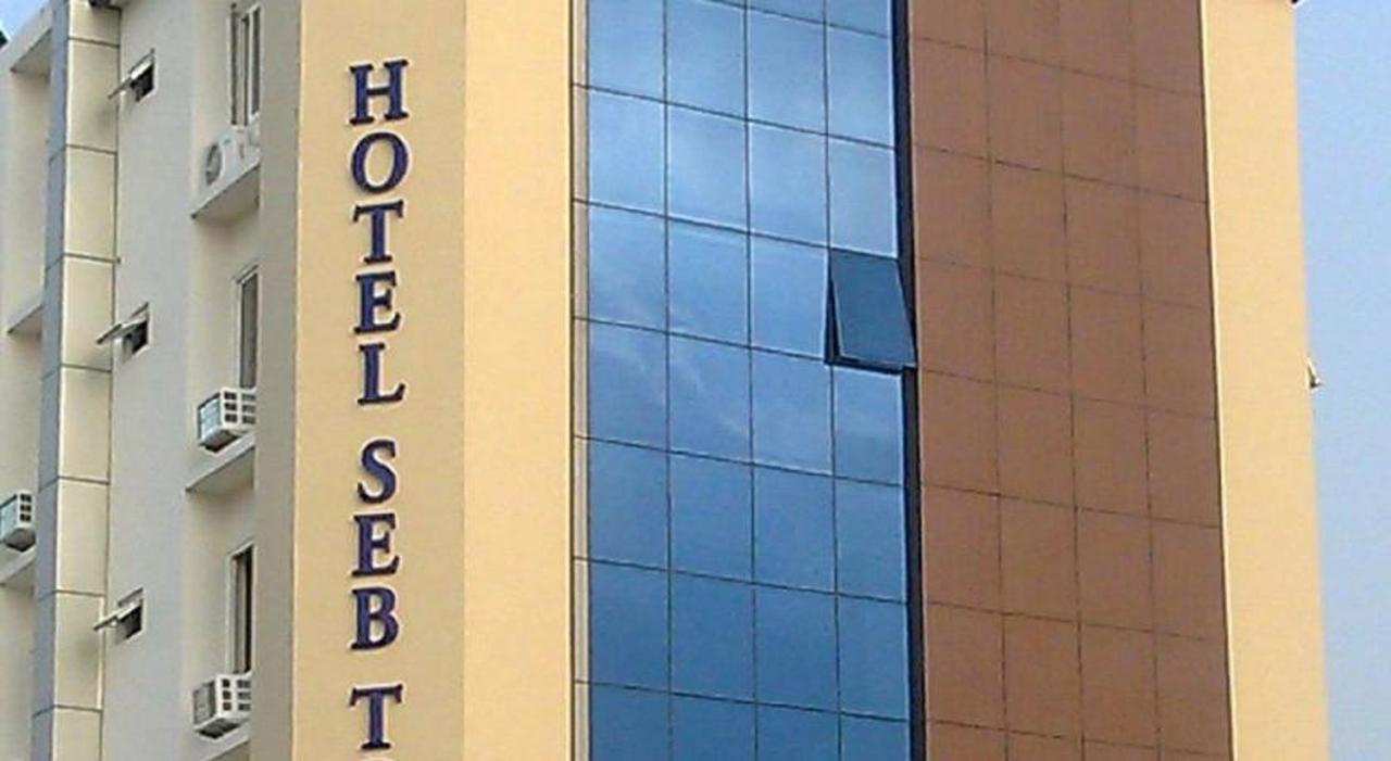 Hotel Seb Tower Dimāpur Buitenkant foto